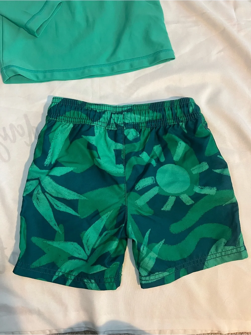 Carter's Green Rash Guard and Tropical Swim Trunk Set Size 2T